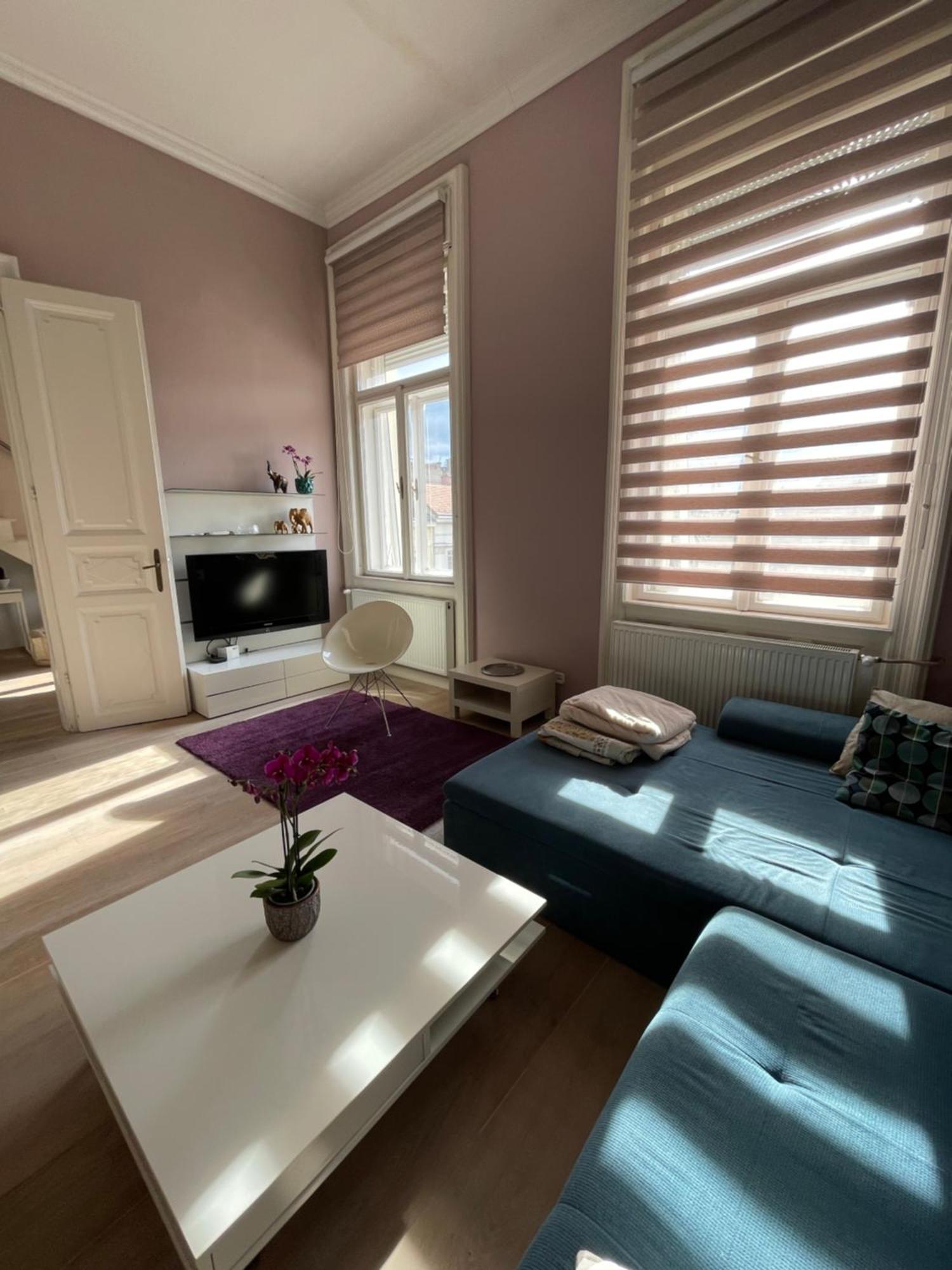 Dula Downtown Apartamento Budapeste Exterior foto