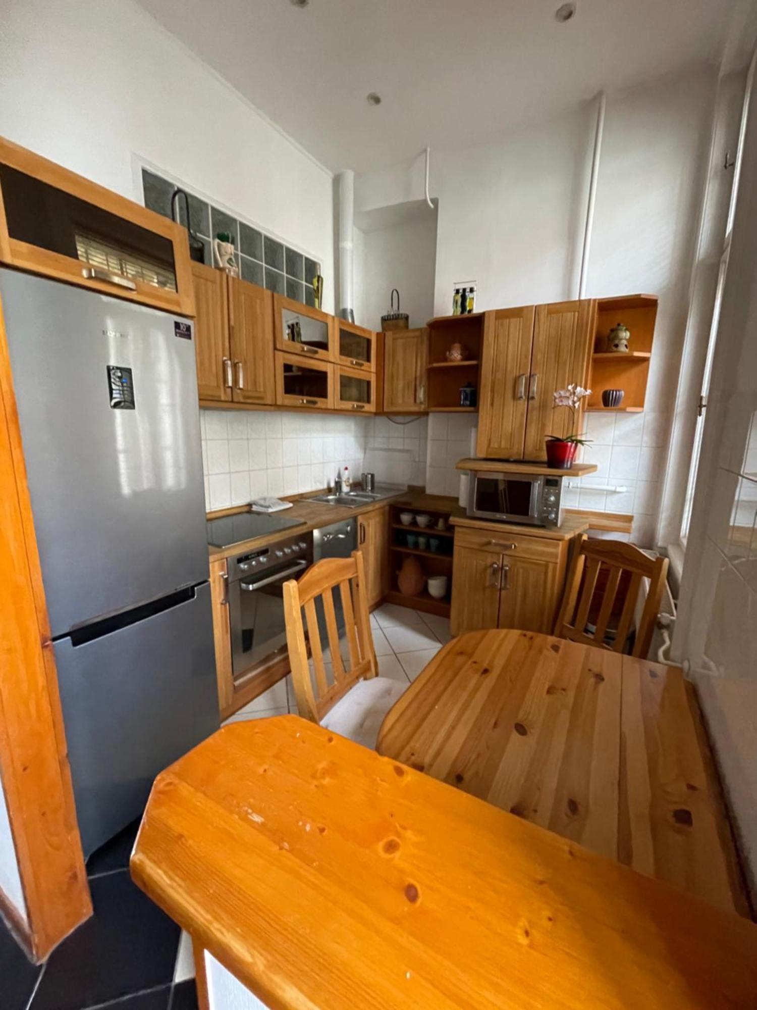Dula Downtown Apartamento Budapeste Exterior foto